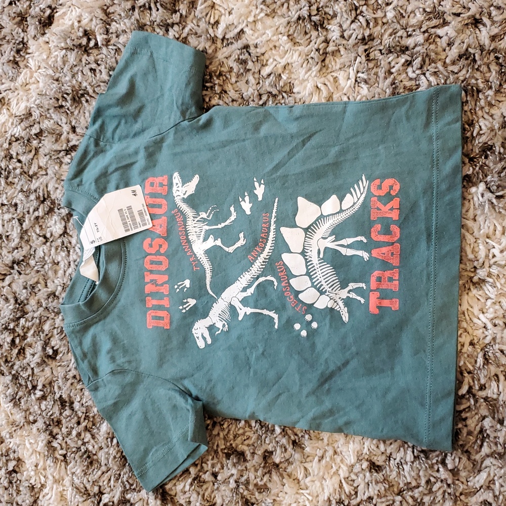 NEW H&M Dino Tee